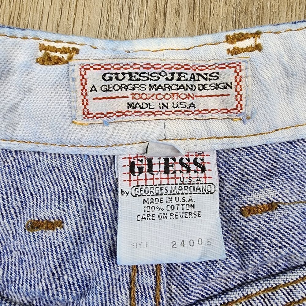Vintage Guess High Waist Button Fly Acid Wash Jeans size 26 - Picture 8 of 8